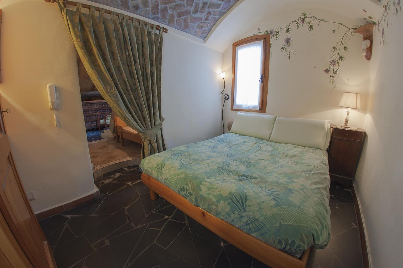 דולצ'אקווה B&B Il Libro Verde מראה חיצוני תמונה